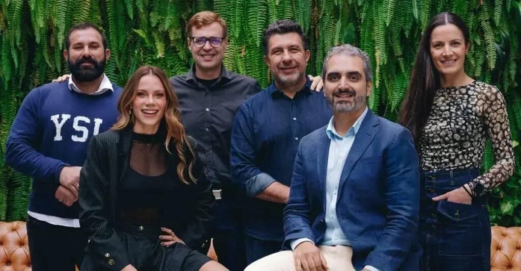 Mudanças na liderança da Score Agency marcam expansão internacional no setor de comunicação