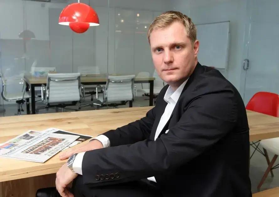 Simon Squibb ensina como fazer com propósito e alcançar sucesso no empreendedorismo